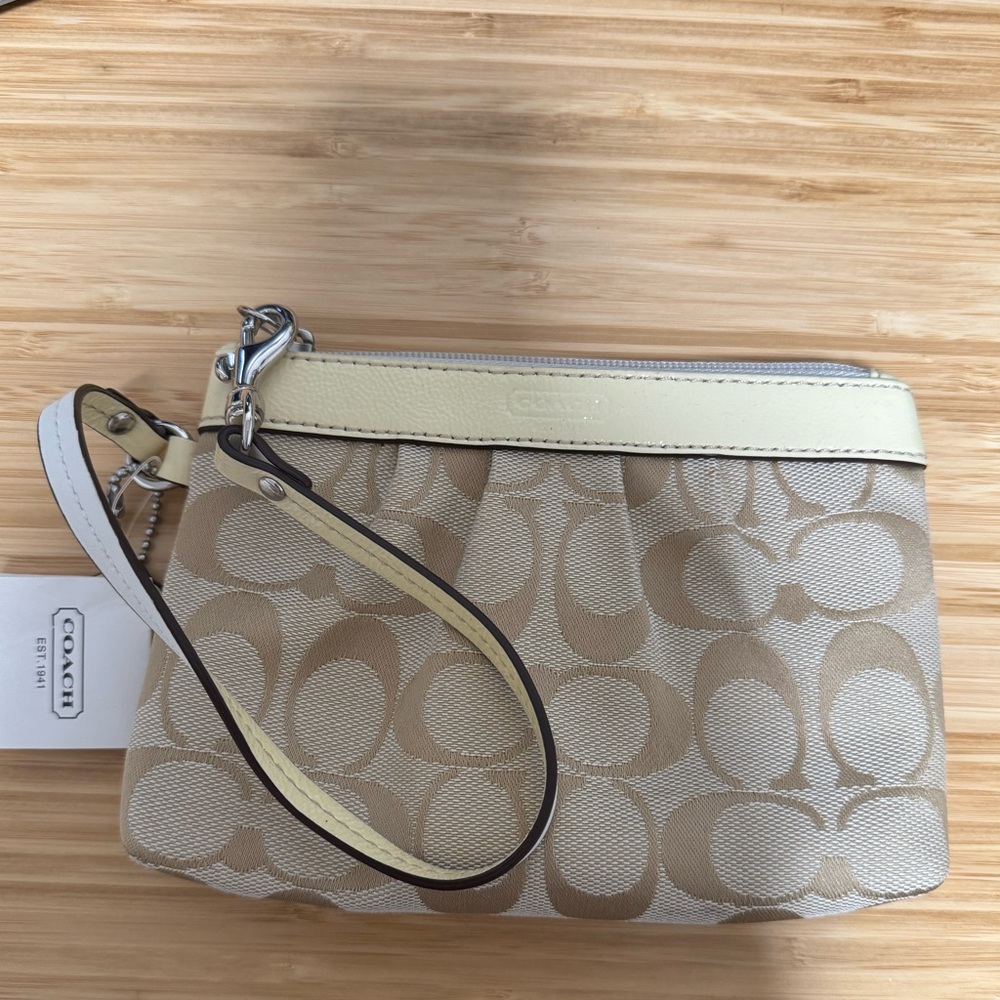 NEW Coach Wristlet